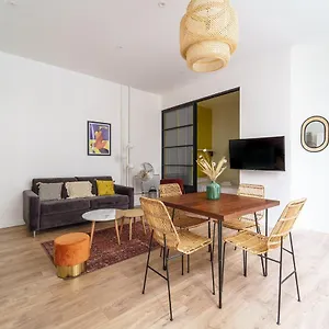 Appartamento Parisuites Canal Saint Martin Chic & Design & Cosy, Parigi