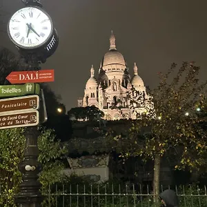 Appartamento Au Coeur Montmartre, Parigi